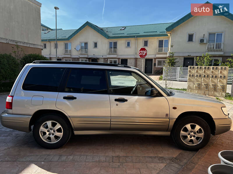 Subaru Forester (2000)
