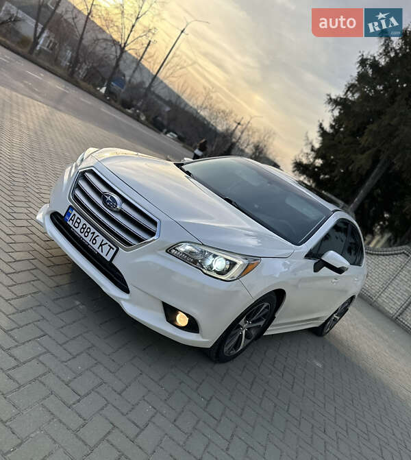 Subaru Legacy (2015)