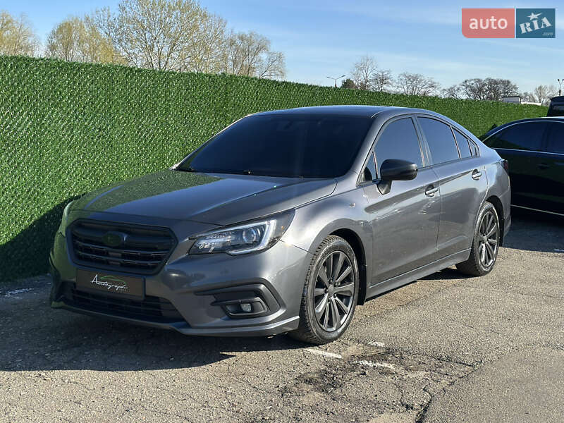 Subaru Legacy (2018)