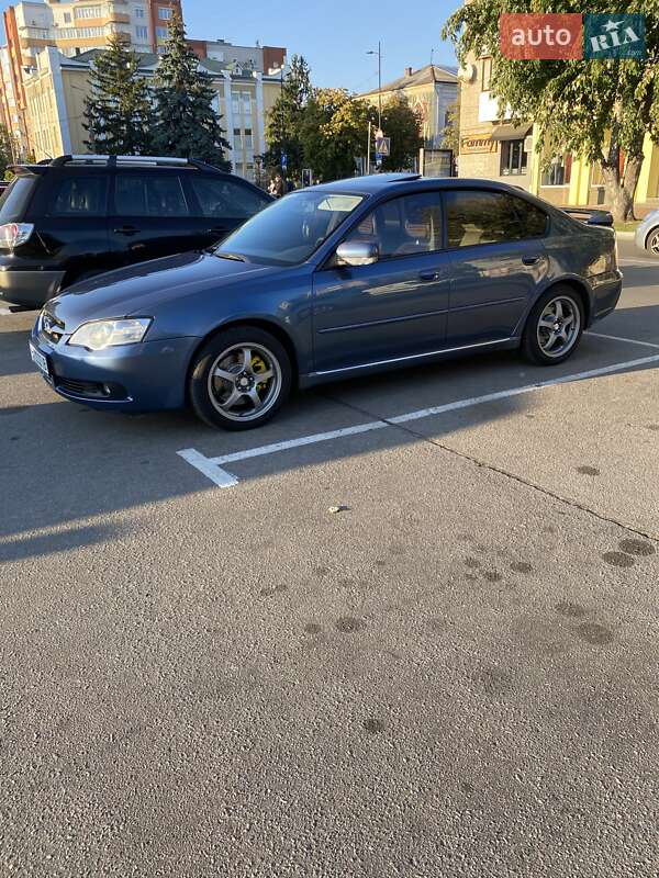 Subaru Legacy (2004)