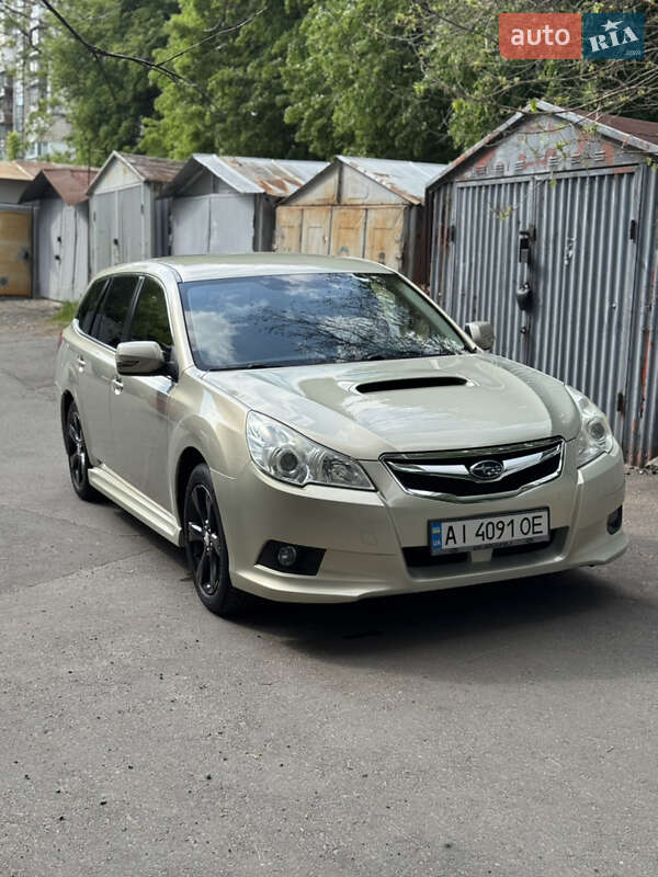 Subaru Legacy (2010)