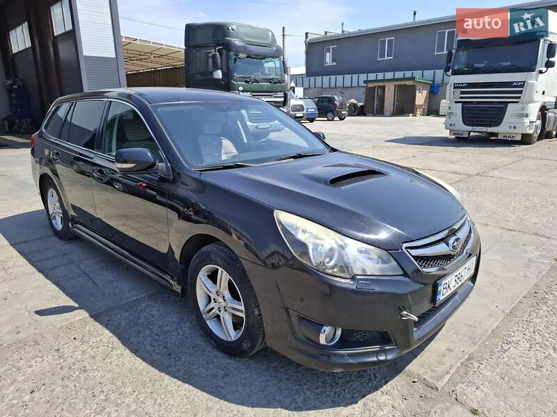 Subaru Legacy (2010)