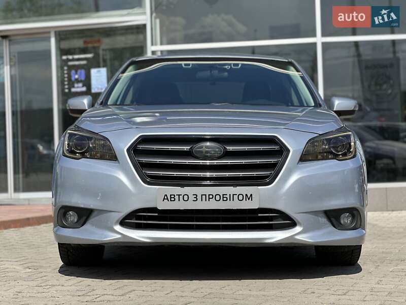 Subaru Legacy (2015)
