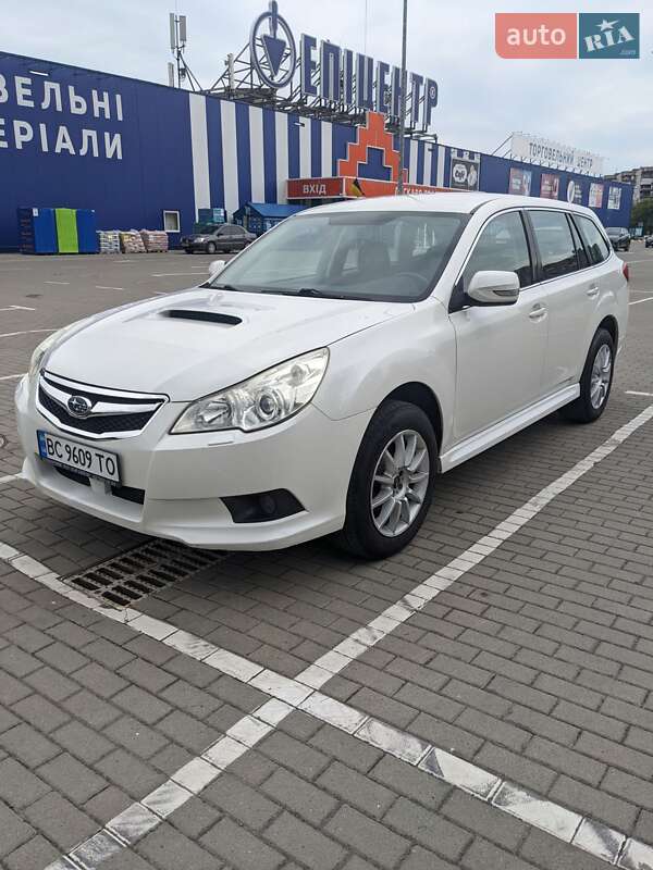 Subaru Legacy (2010)