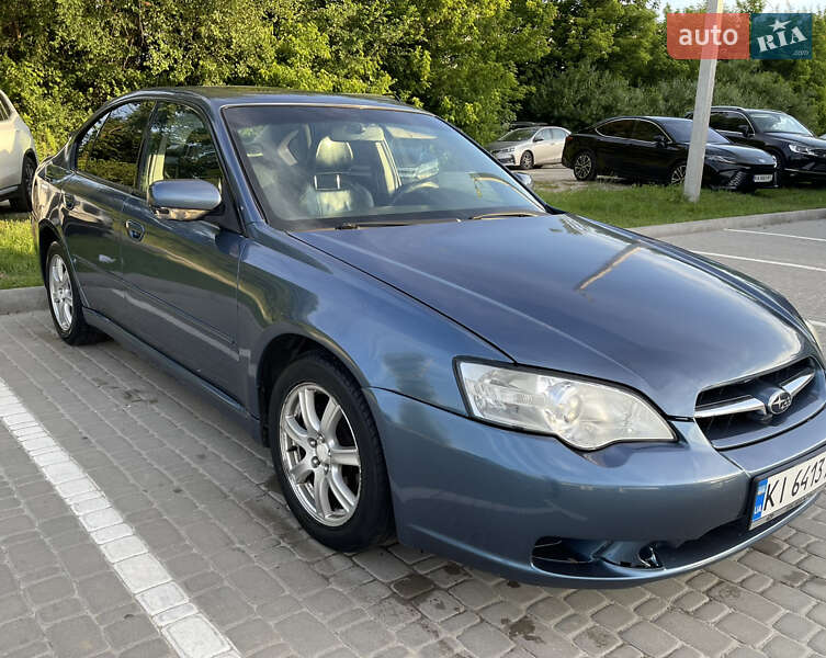 Subaru Legacy (2004)