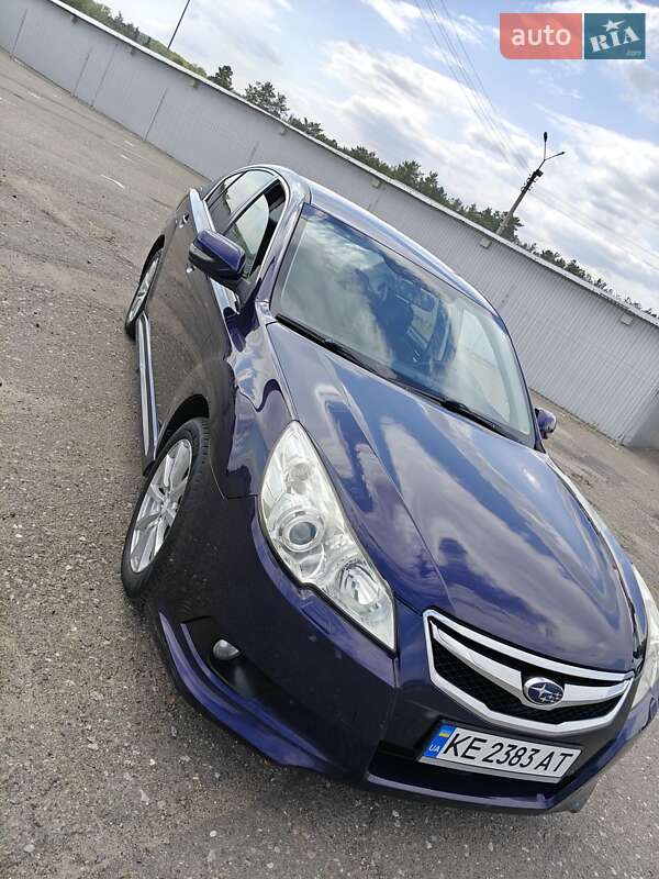 Subaru Legacy (2010)
