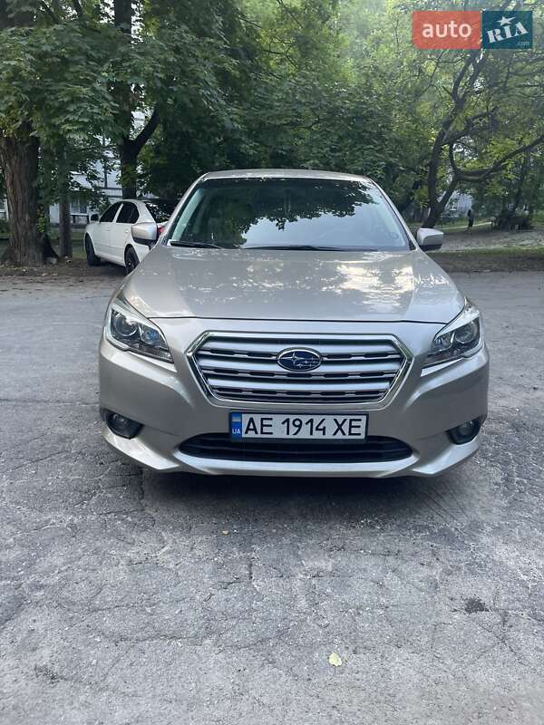 Subaru Legacy (2016)