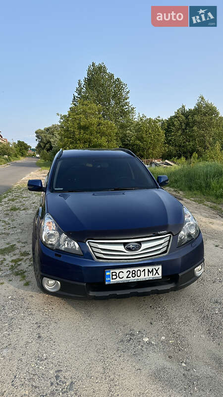 Subaru Outback (2010)