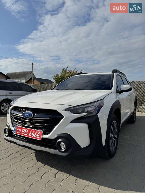 Subaru Outback (2022)