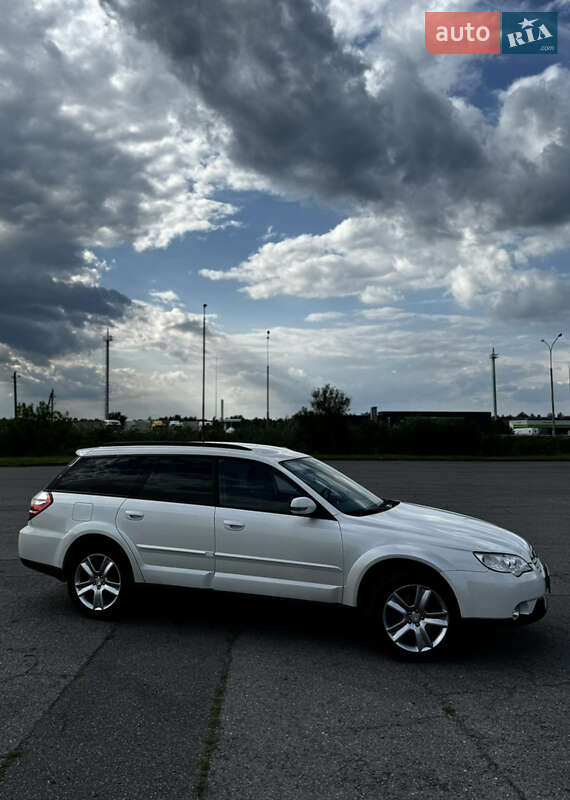 Subaru Outback (2008)