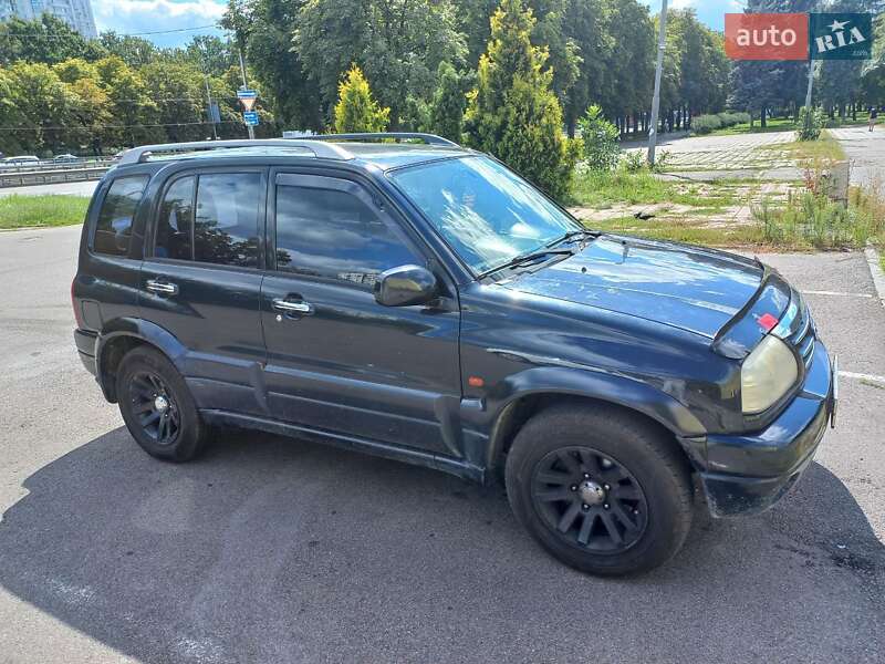 Suzuki Grand vitara (2005)