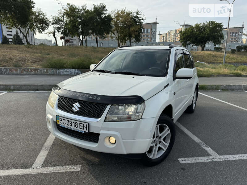 Suzuki Grand vitara (2006)