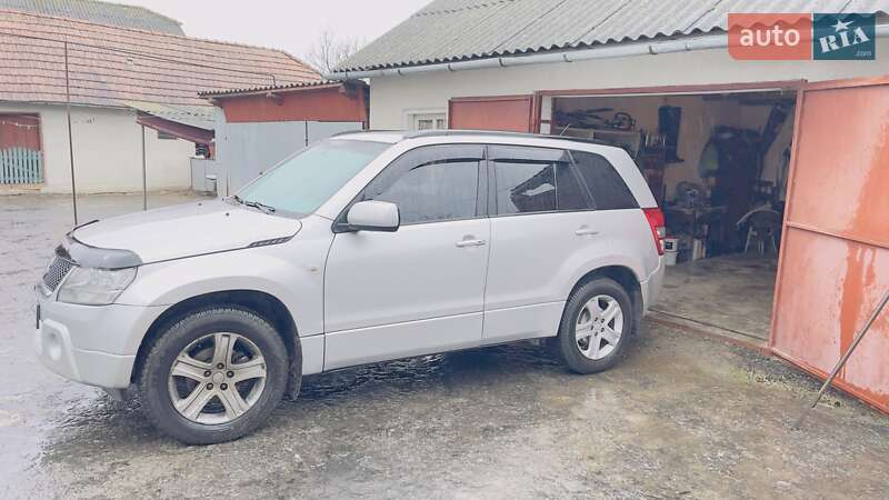 Suzuki Grand vitara (2006)