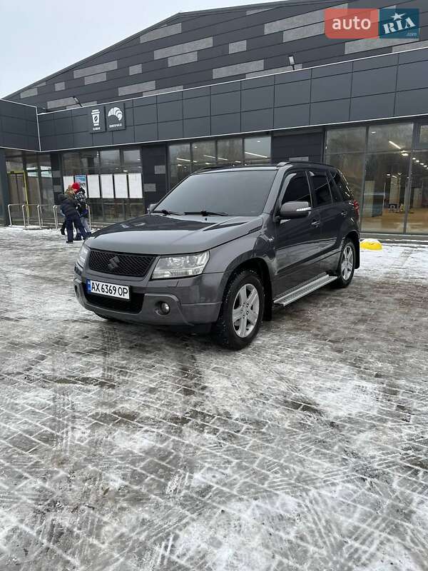 Suzuki Grand vitara (2008)