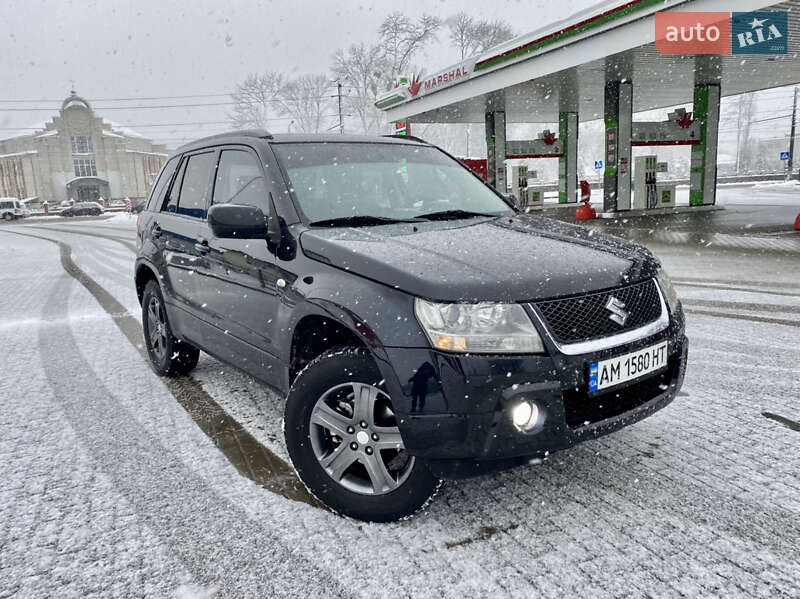 Suzuki Grand vitara (2008)