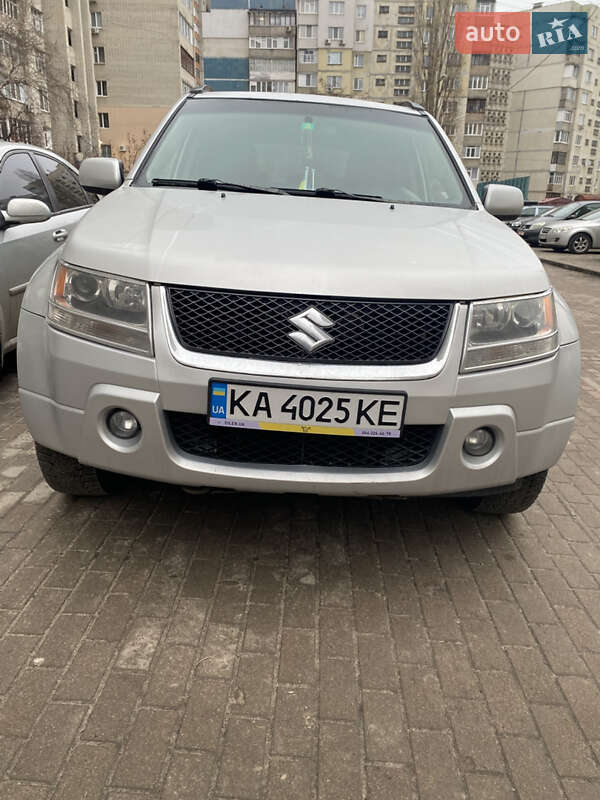 Suzuki Grand vitara (2007)