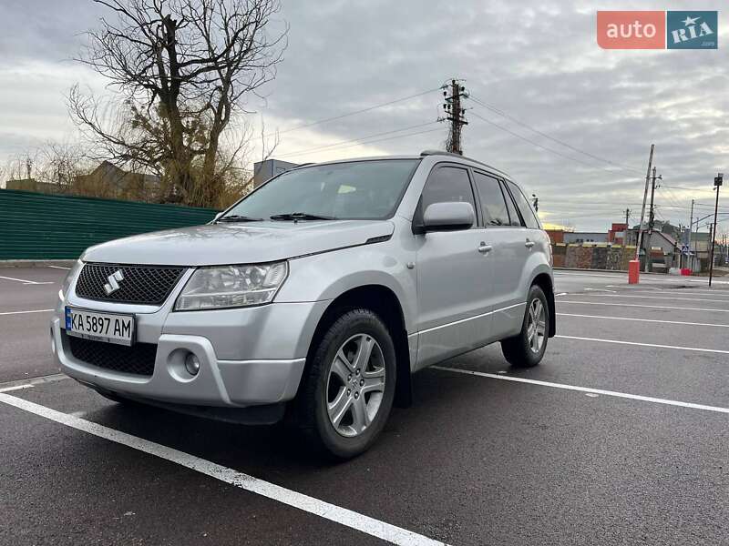 Suzuki Grand vitara (2007)