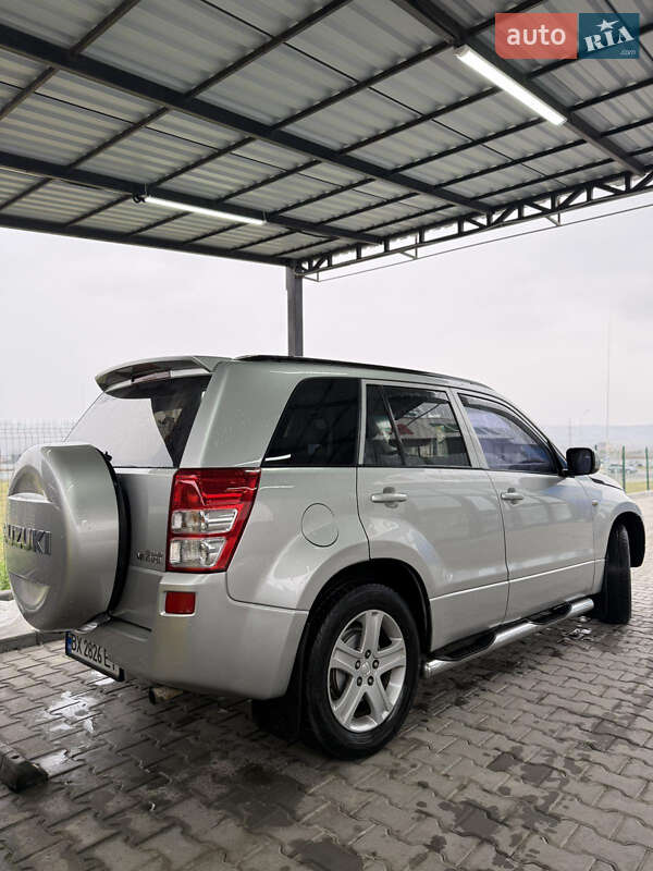 Suzuki Grand vitara (2006)