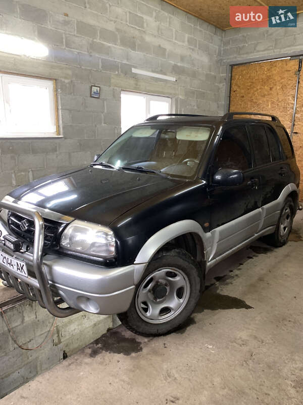 Suzuki Grand vitara (2004)