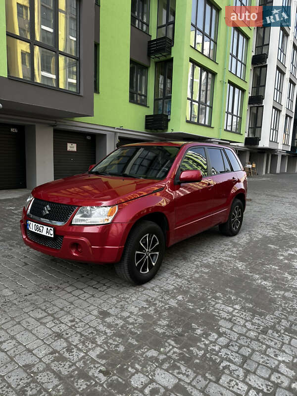 Suzuki Grand vitara (2011)