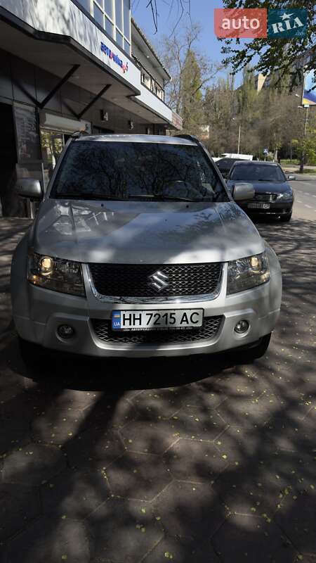 Suzuki Grand vitara (2008)