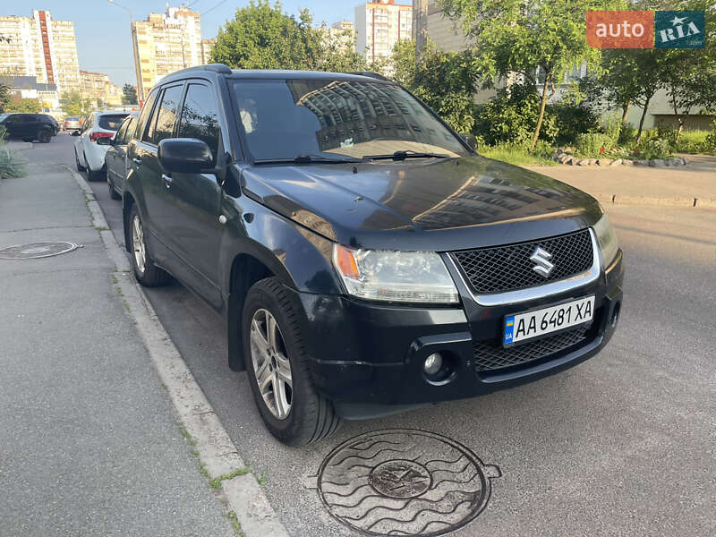Suzuki Grand vitara (2006)