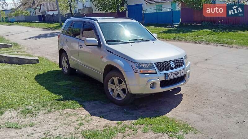 Suzuki Grand vitara (2007)