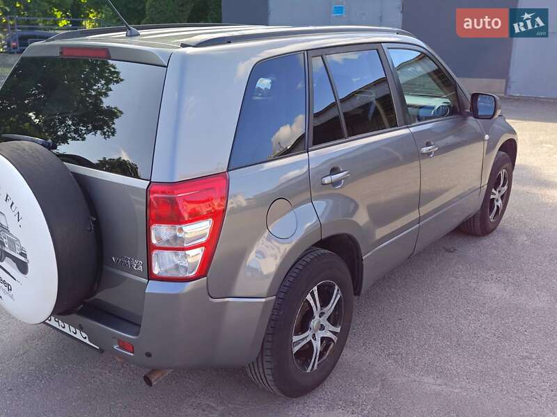 Suzuki Grand vitara (2006)