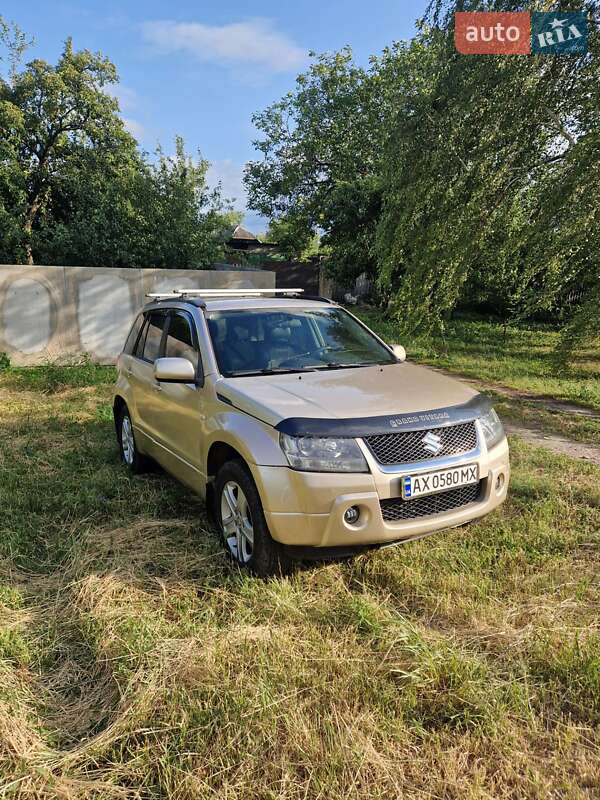 Suzuki Grand vitara (2006)