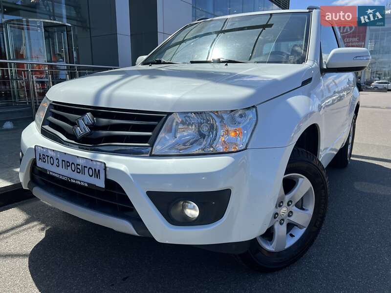 Suzuki Grand vitara (2014)