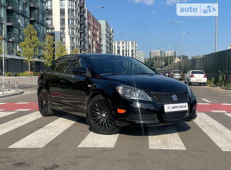 Suzuki Kizashi (2011)