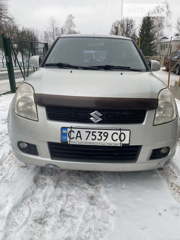 Suzuki Swift (2008)
