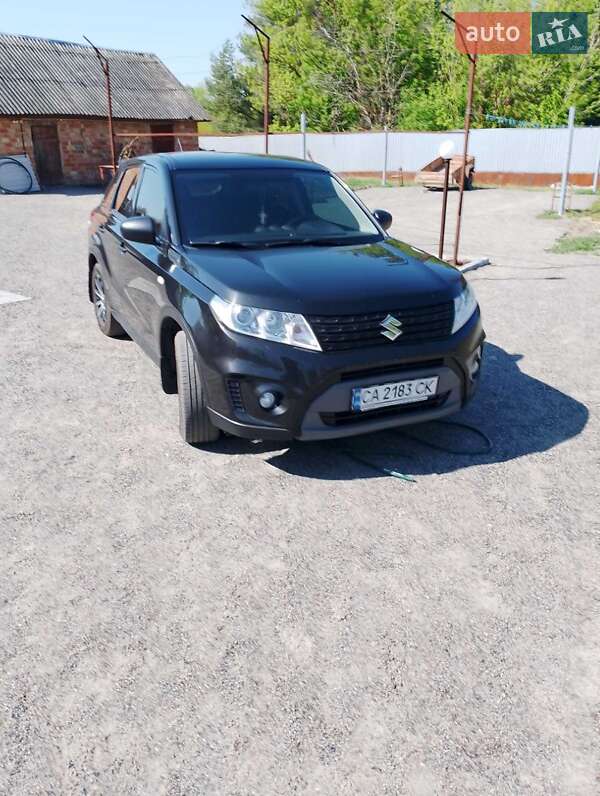 Suzuki Vitara (2016)