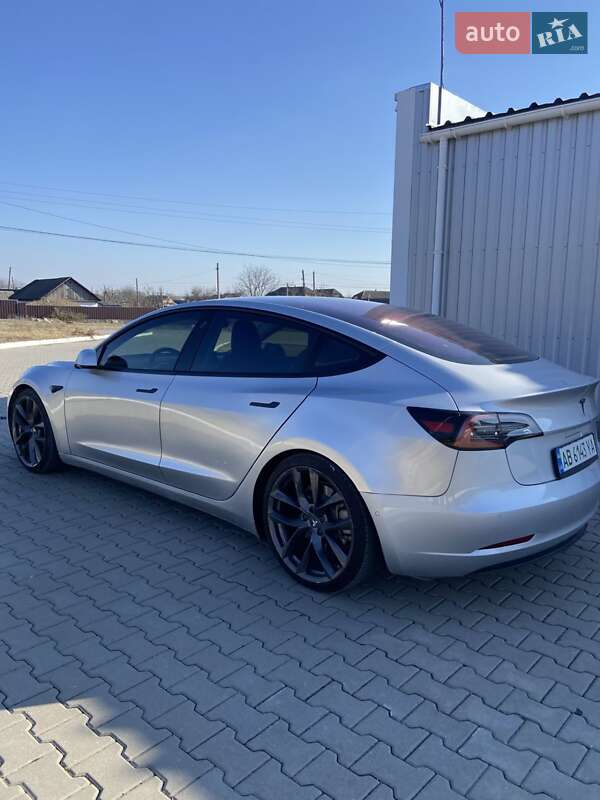Tesla Model 3 (2018)