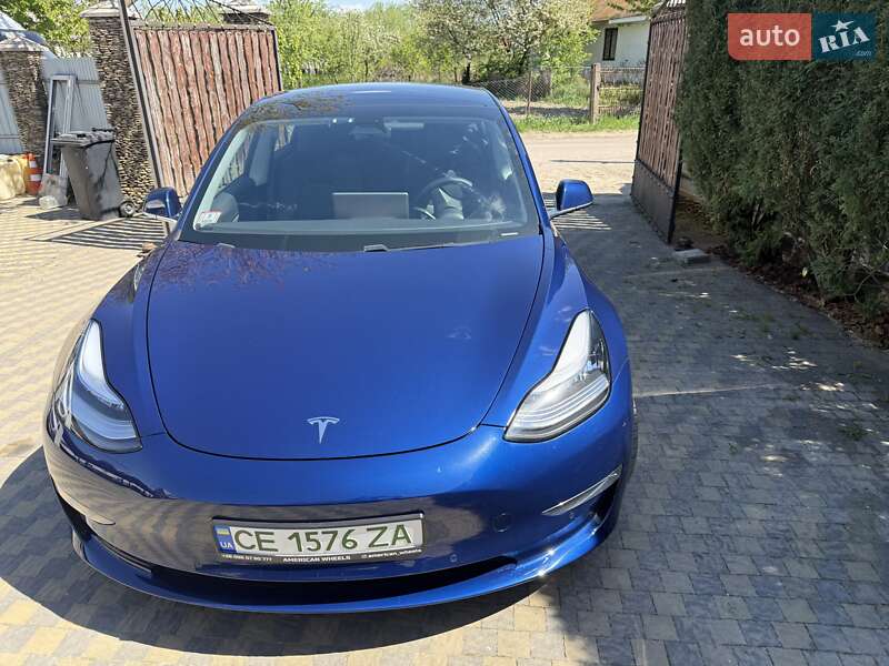 Tesla Model 3 (2020)