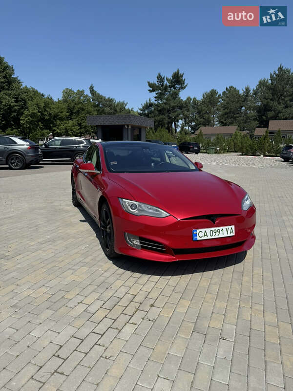 Tesla Model s (2014)
