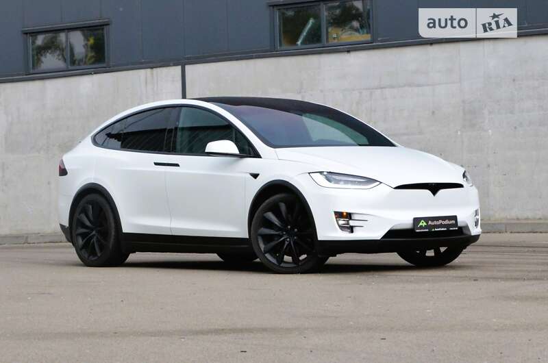 Tesla Model x (2018)