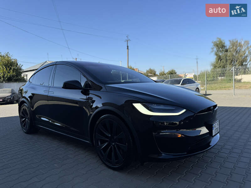 Tesla Model x (2022)