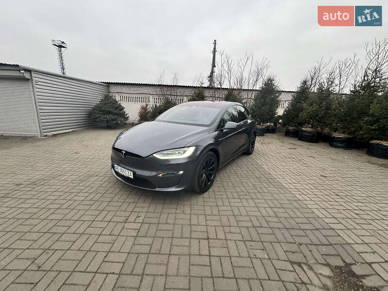 Tesla Model x (2022)
