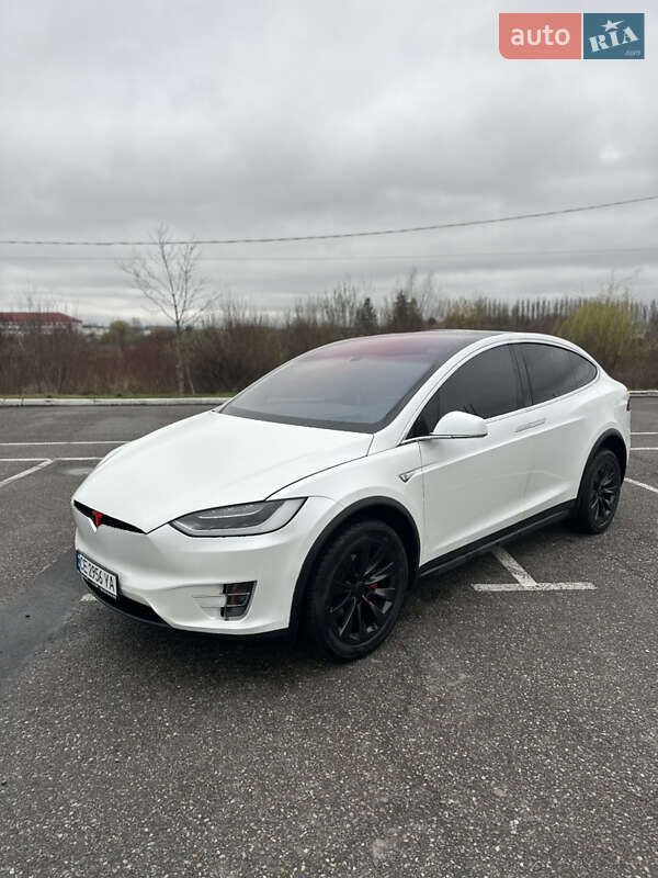 Tesla Model x (2016)