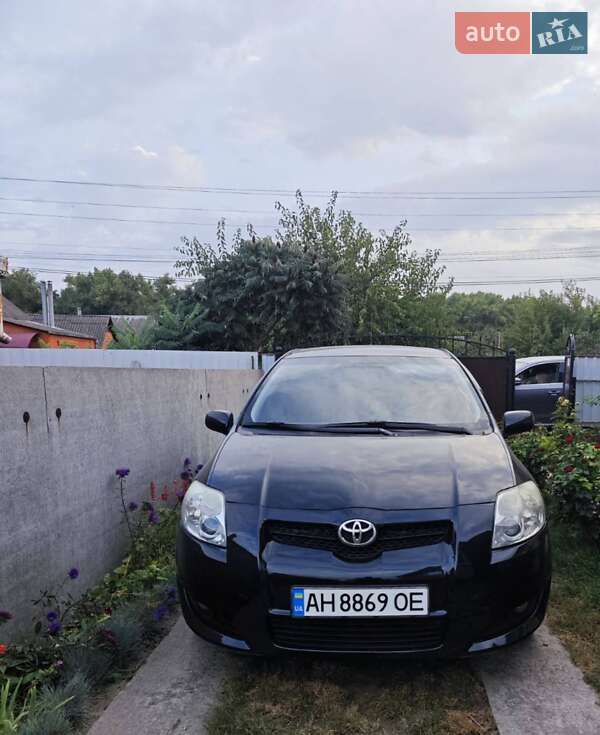 Toyota Auris (2008)