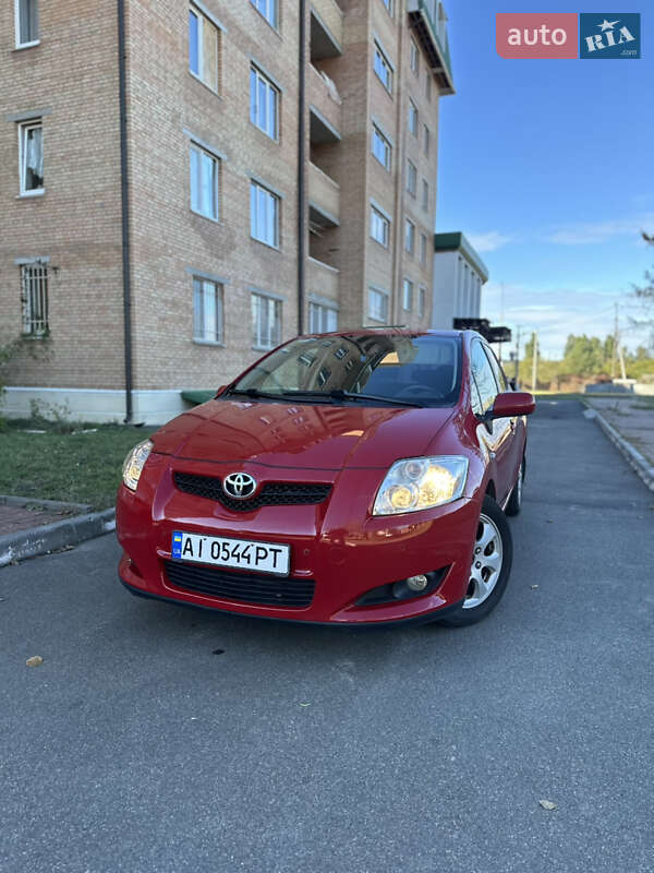 Toyota Auris (2008)