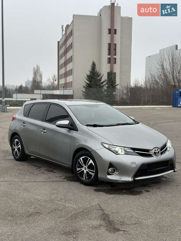 Toyota Auris (2015)