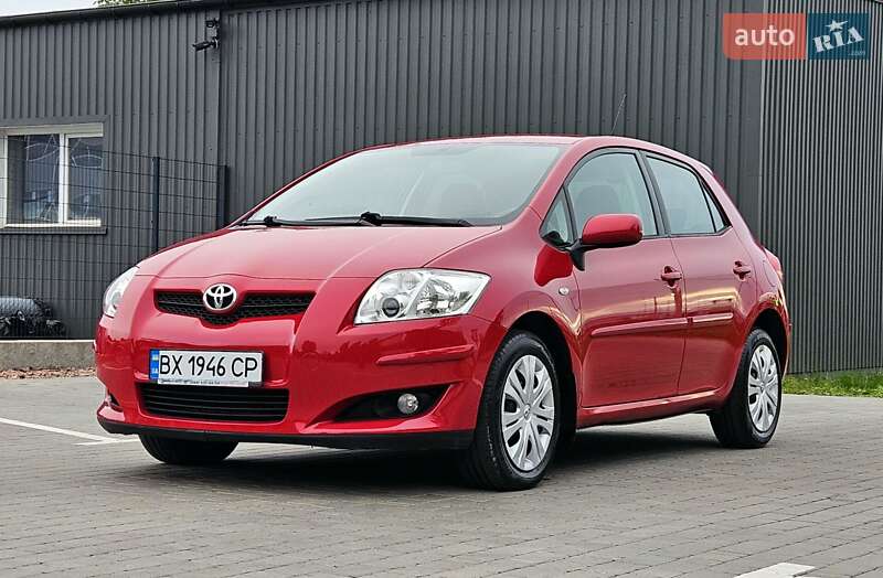 Toyota Auris (2007)