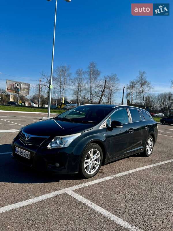 Toyota Avensis (2011)