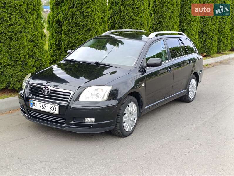 Toyota Avensis (2005)
