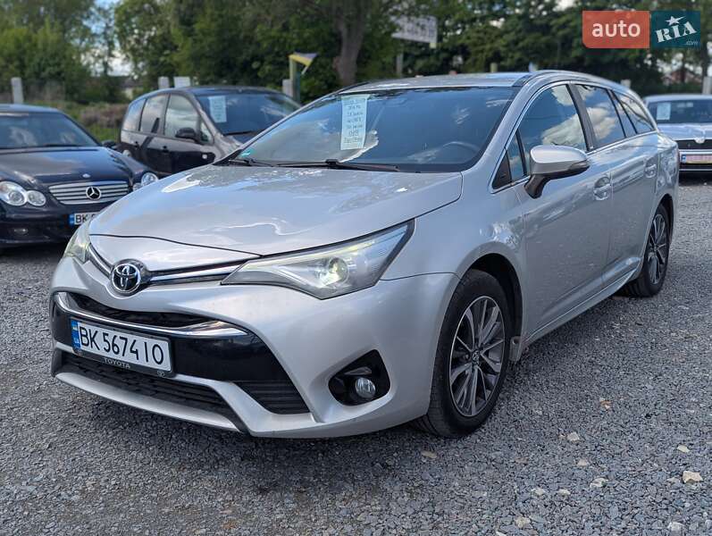 Toyota Avensis (2016)