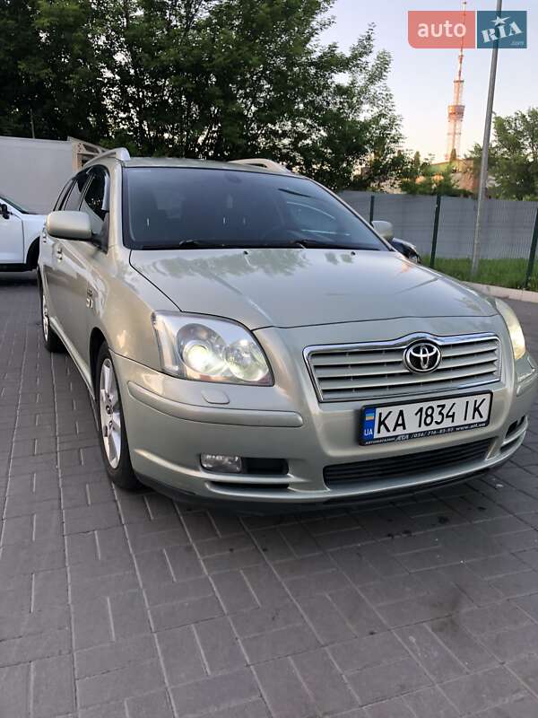 Toyota Avensis (2006)