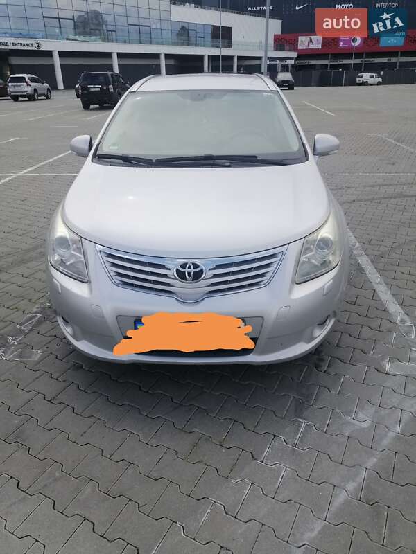 Toyota Avensis (2009)