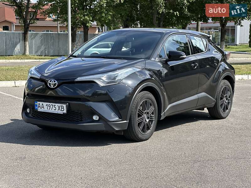 Toyota C-hr (2017)